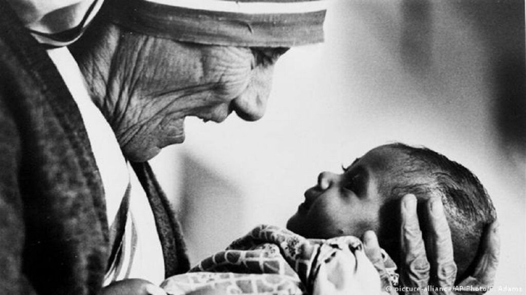 La Madre Teresa de Calcuta una ministra de Servicio y Amor.